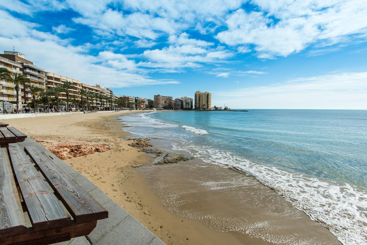Casas Holiday - Playa Del Cura 1 또레비에하 외부 사진