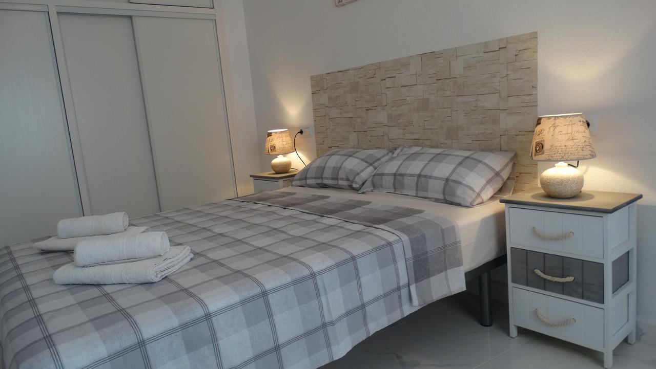 Casas Holiday - Playa Del Cura 1 또레비에하 외부 사진